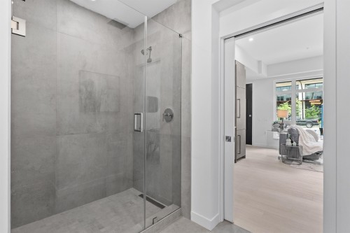 103A-433 3Rd Street E, North Vancouver, BC 