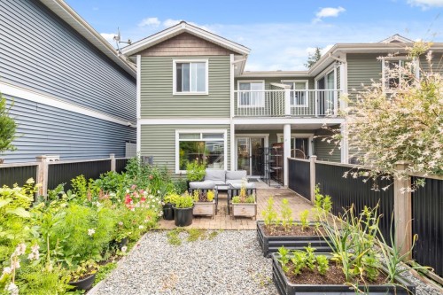 14-624 Shaw Road, Gibsons, BC - Outdoor With Balcony