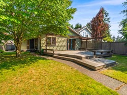 1116 20th Street W North Vancouver, BC V7P 2B7