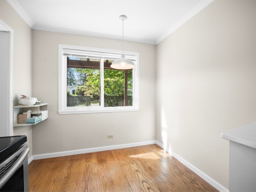 1116 20Th Street W, North Vancouver, BC 
