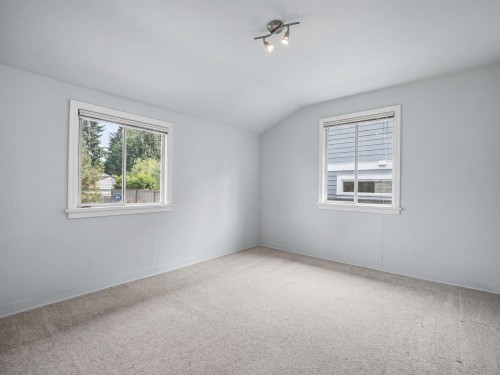 1116 20Th Street W, North Vancouver, BC 