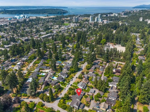 1116 20Th Street W, North Vancouver, BC 