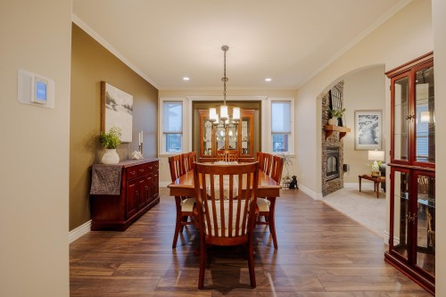 13250 237A Street, Maple Ridge, BC - Indoor Photo Showing Dining Room