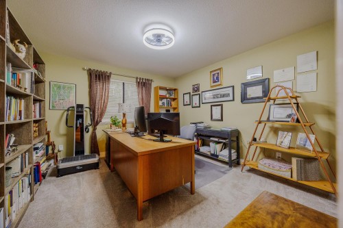 13250 237A Street, Maple Ridge, BC - Indoor Photo Showing Office