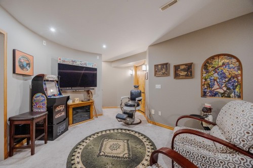 13250 237A Street, Maple Ridge, BC - Indoor