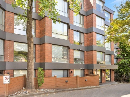 206-2140 Briar Avenue, Vancouver, BC 