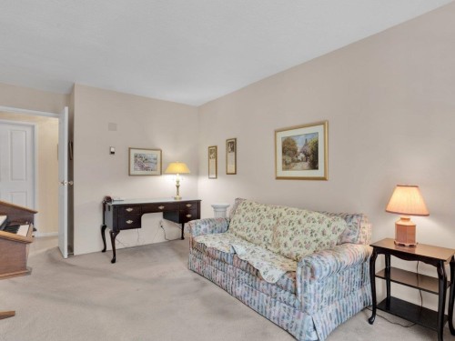 206-2140 Briar Avenue, Vancouver, BC 