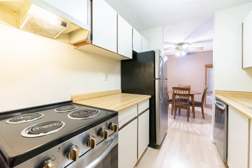 1405-9595 Erickson Drive, Burnaby, BC 