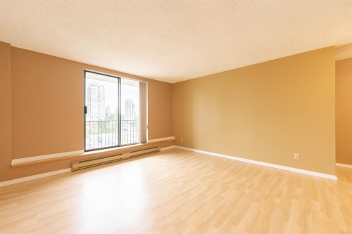1405-9595 Erickson Drive, Burnaby, BC 