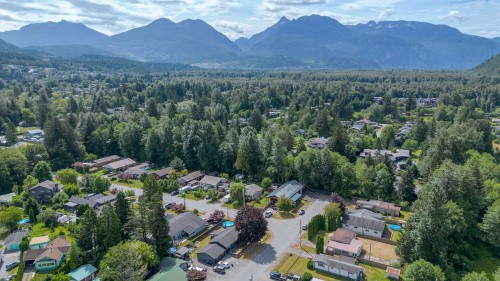 36 Bracken Parkway, Squamish, BC 