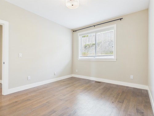3501 Sheffield Avenue, Coquitlam, BC - Indoor Photo Showing Other Room