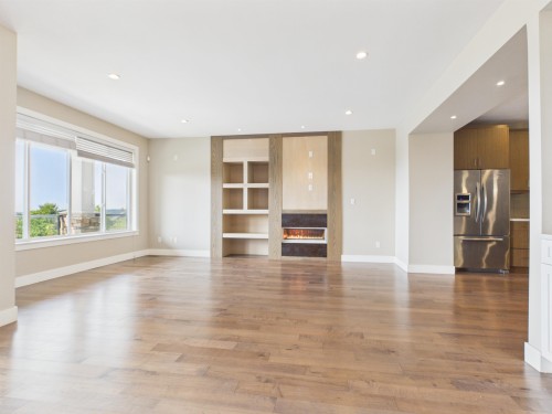 3501 Sheffield Avenue, Coquitlam, BC - Indoor