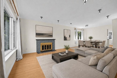 2216 41St Avenue E, Vancouver, BC - Indoor Photo Showing Living Room With Fireplace