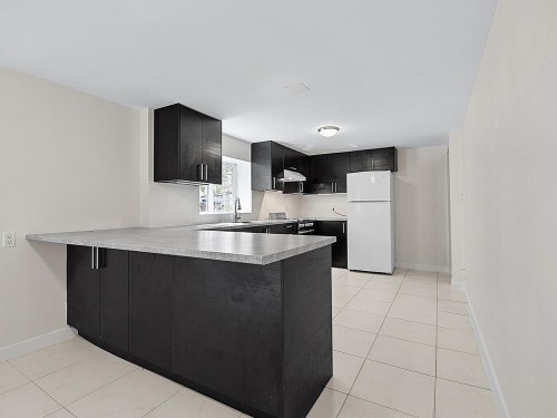 2216 41St Avenue E, Vancouver, BC - Indoor Photo Showing Kitchen