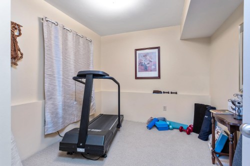 11809 230 Street, Maple Ridge, BC - Indoor Photo Showing Gym Room