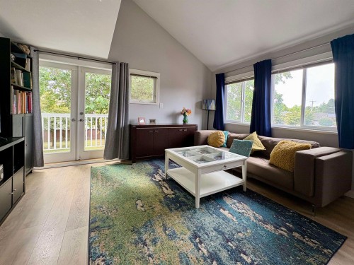 2-6360 Lynas Lane  Richmond, BC V7C 5C9