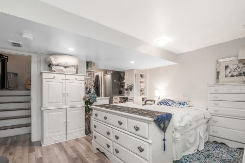 220 Cornell Way, Port Moody, BC - Indoor Photo Showing Other Room