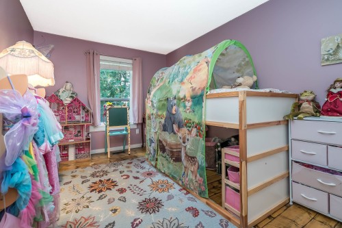 220 Cornell Way, Port Moody, BC - Indoor Photo Showing Other Room