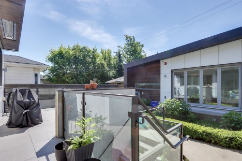 4368 15Th Avenue W, Vancouver, BC - Outdoor With Deck Patio Veranda With Exterior