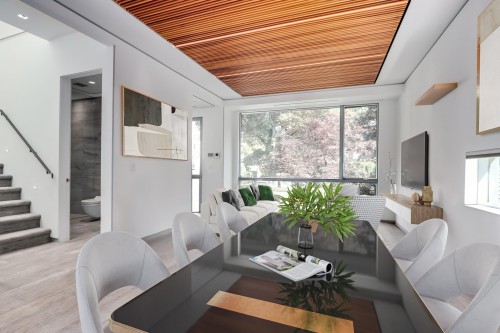4368 15Th Avenue W, Vancouver, BC - Indoor