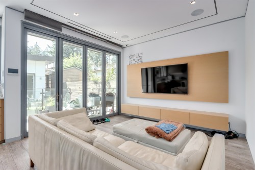 4368 15Th Avenue W, Vancouver, BC - Indoor Photo Showing Living Room