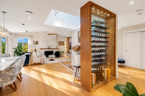 3706 Southridge Place, West Vancouver, BC 