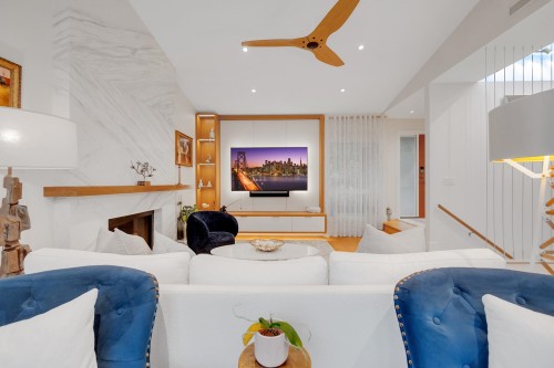 3706 Southridge Place, West Vancouver, BC 