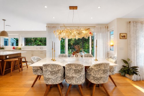 3706 Southridge Place, West Vancouver, BC 