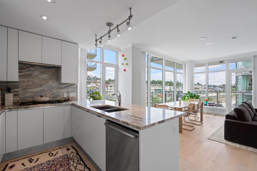 609-185 Victory Ship Way  North Vancouver, BC V7L 0G2