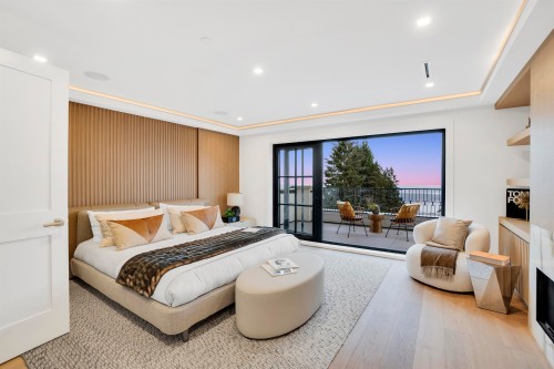 1419 Bramwell Road, West Vancouver, BC 
