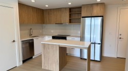 426-82 First Street New Westminster, BC V3L 0L8