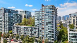 523-159 2nd Avenue W Vancouver, BC V5Y 0L8