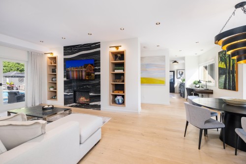 1018 19Th Street W, North Vancouver, BC 