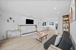 4831 Cambridge Street Burnaby, BC V5C 1H9