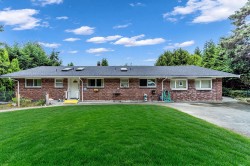 568 St. Giles Road  West Vancouver, BC V7S 1L8