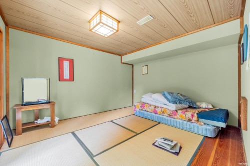 568 St. Giles Road, West Vancouver, BC 