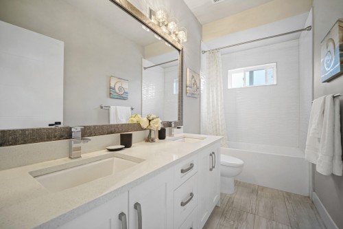 1381 Coast Meridian Road, Coquitlam, BC 