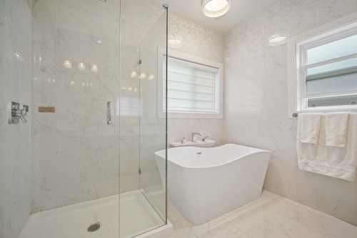 1381 Coast Meridian Road, Coquitlam, BC 