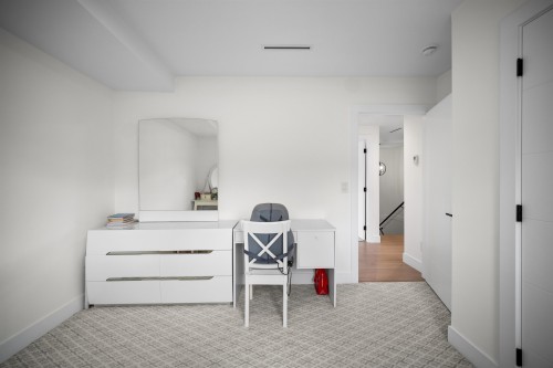1010 Augusta Avenue, Burnaby, BC - Indoor
