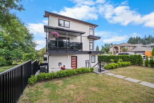 1010 Augusta Avenue, Burnaby, BC - Outdoor