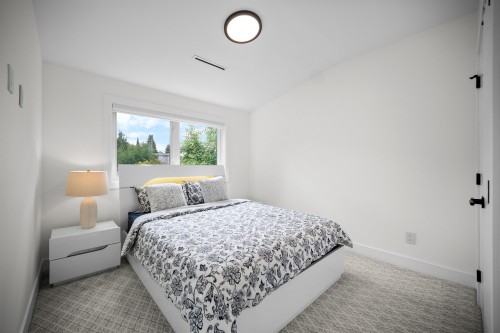 1010 Augusta Avenue, Burnaby, BC - Indoor Photo Showing Bedroom