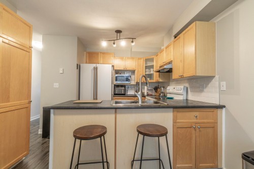 84-12099 237 Street, Maple Ridge, BC 
