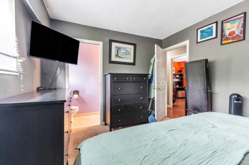 1231 Prairie Avenue, Port Coquitlam, BC - Indoor Photo Showing Bedroom