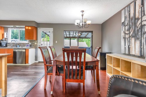 1231 Prairie Avenue, Port Coquitlam, BC - Indoor Photo Showing Dining Room