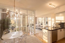 707-1050 Smithe Street  Vancouver, BC V6E 4T4