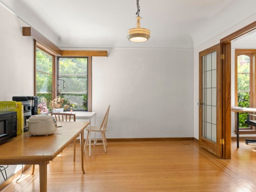 4691 5Th Avenue W, Vancouver, BC - Indoor With Fireplace