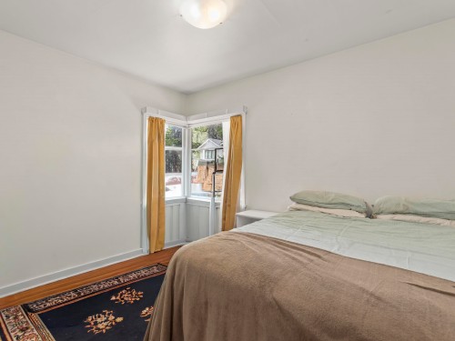4691 5Th Avenue W, Vancouver, BC - Indoor Photo Showing Bedroom