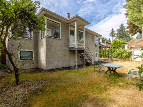 4691 5Th Avenue W, Vancouver, BC - Outdoor
