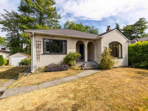 4691 5Th Avenue W, Vancouver, BC - Outdoor