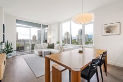 1507-4433 Alaska Street Burnaby, BC V5C 5T3